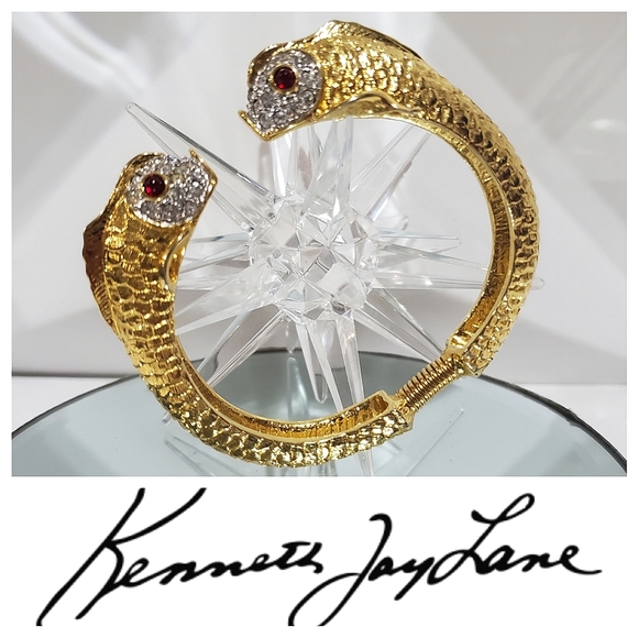 Fun & Fabulous Vintage KJL Jeweled Fish Bracelet - Picture 1 of 7